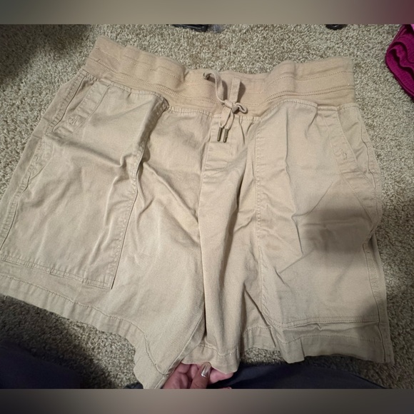 Terra & Sky Pants - Terra & Sky Women's Cargo Shorts in Beige